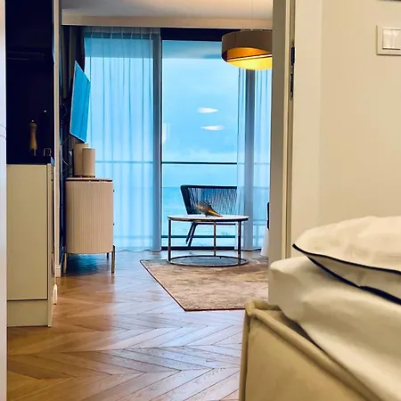 Wave Apartment Tyballtic 7Th Floor With Two Bedrooms And Sea View! Miedzyzdroje Esterno foto