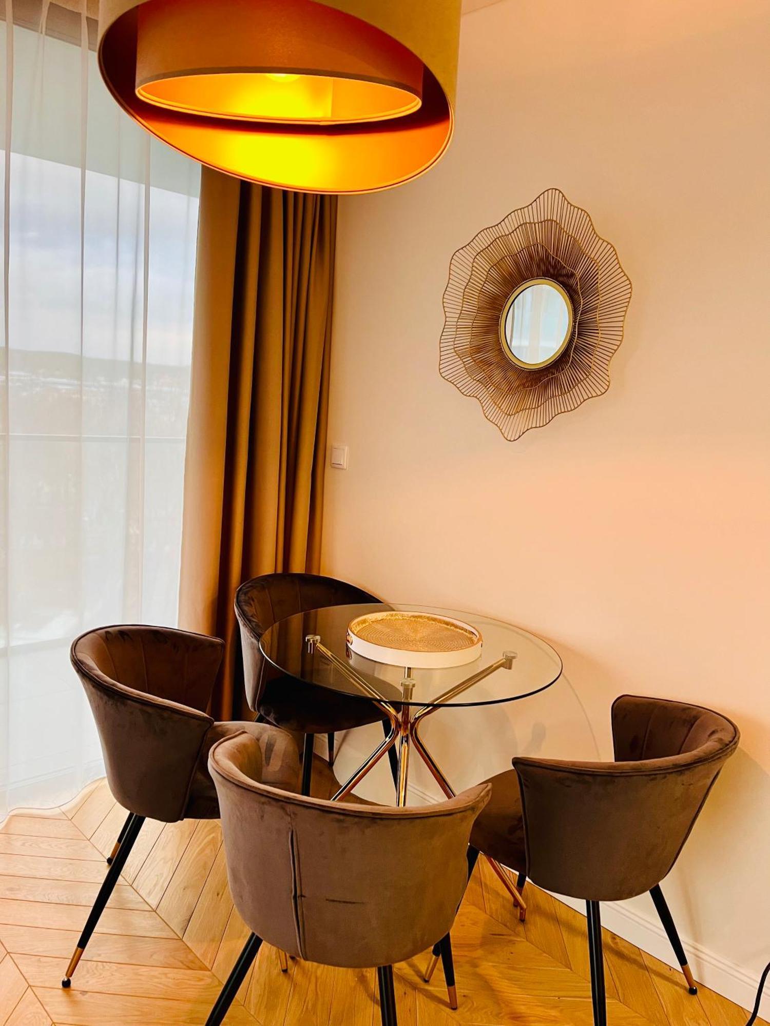 Wave Tyballtic 7th Floor With Two Bedrooms And Sea View! *
